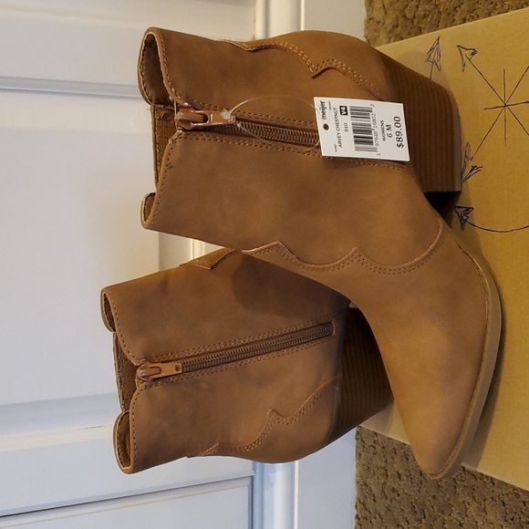 Womens Indigo Rd ARVEY Chestnut Western Heeled Ankle Boots Size 8 10 NWT - Picture 3 of 5